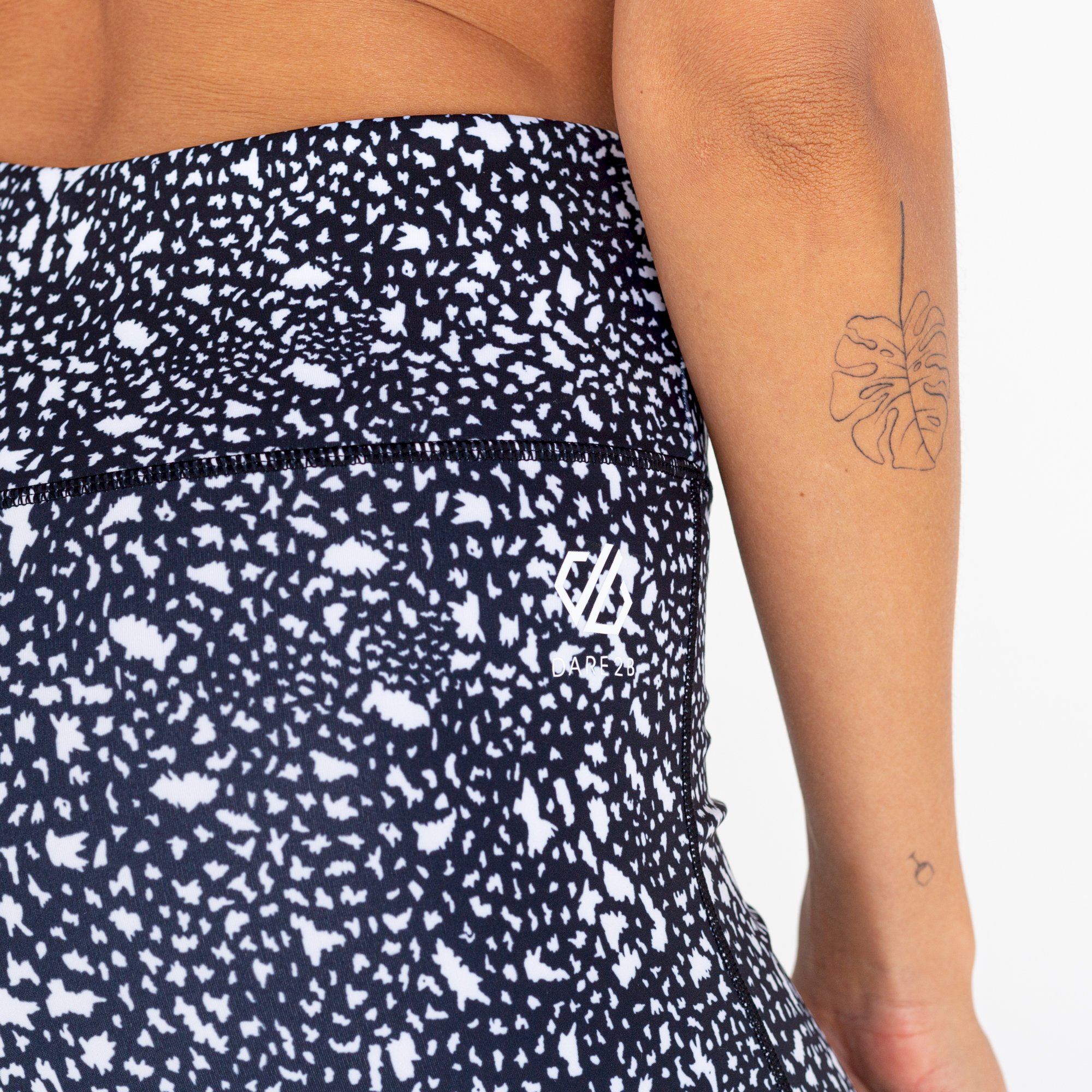 Dare 2b - Women's Influential Recycled Leggings | Black White Dot Print