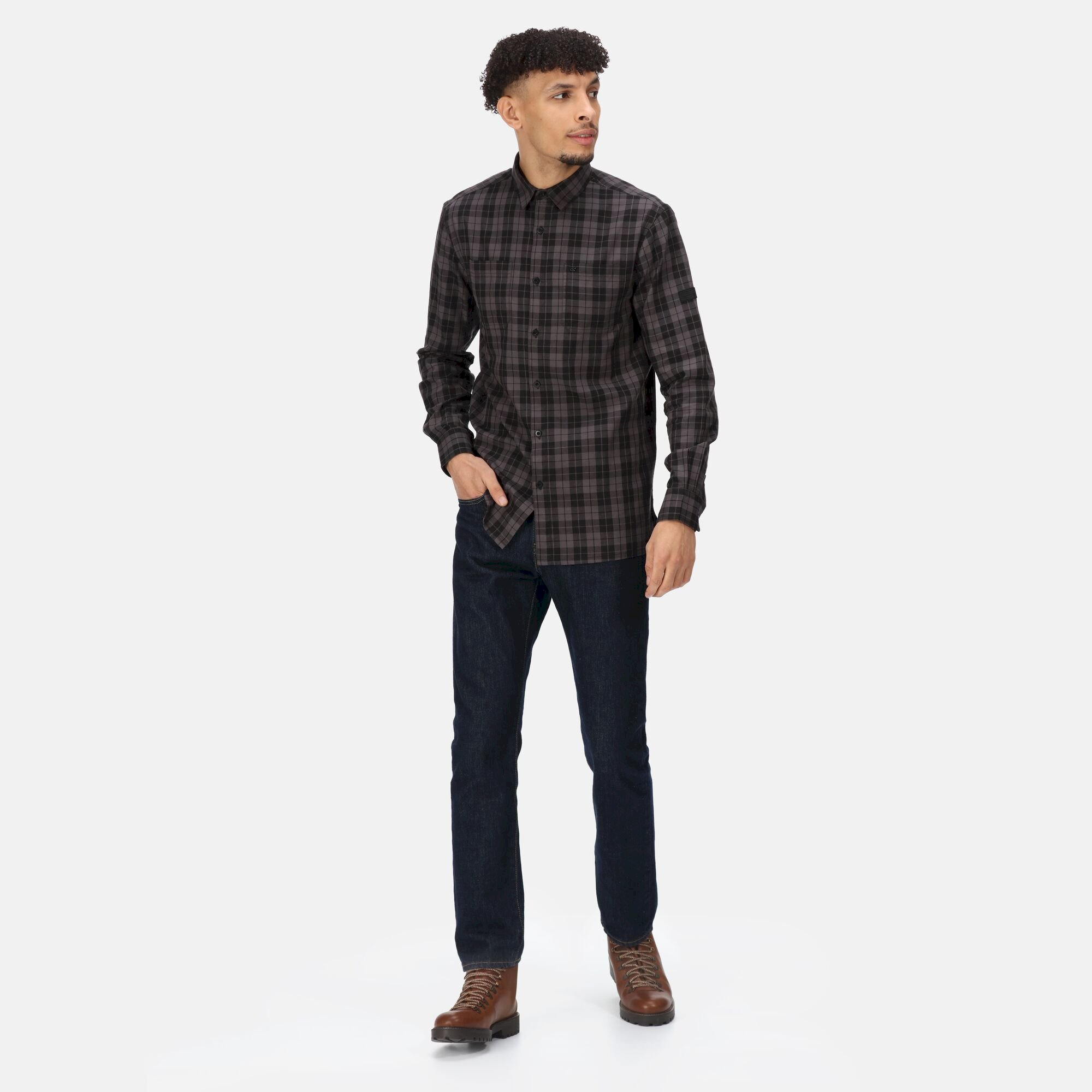 Men's Lance Long Sleeved Checked Shirt | Black Dark Grey Check