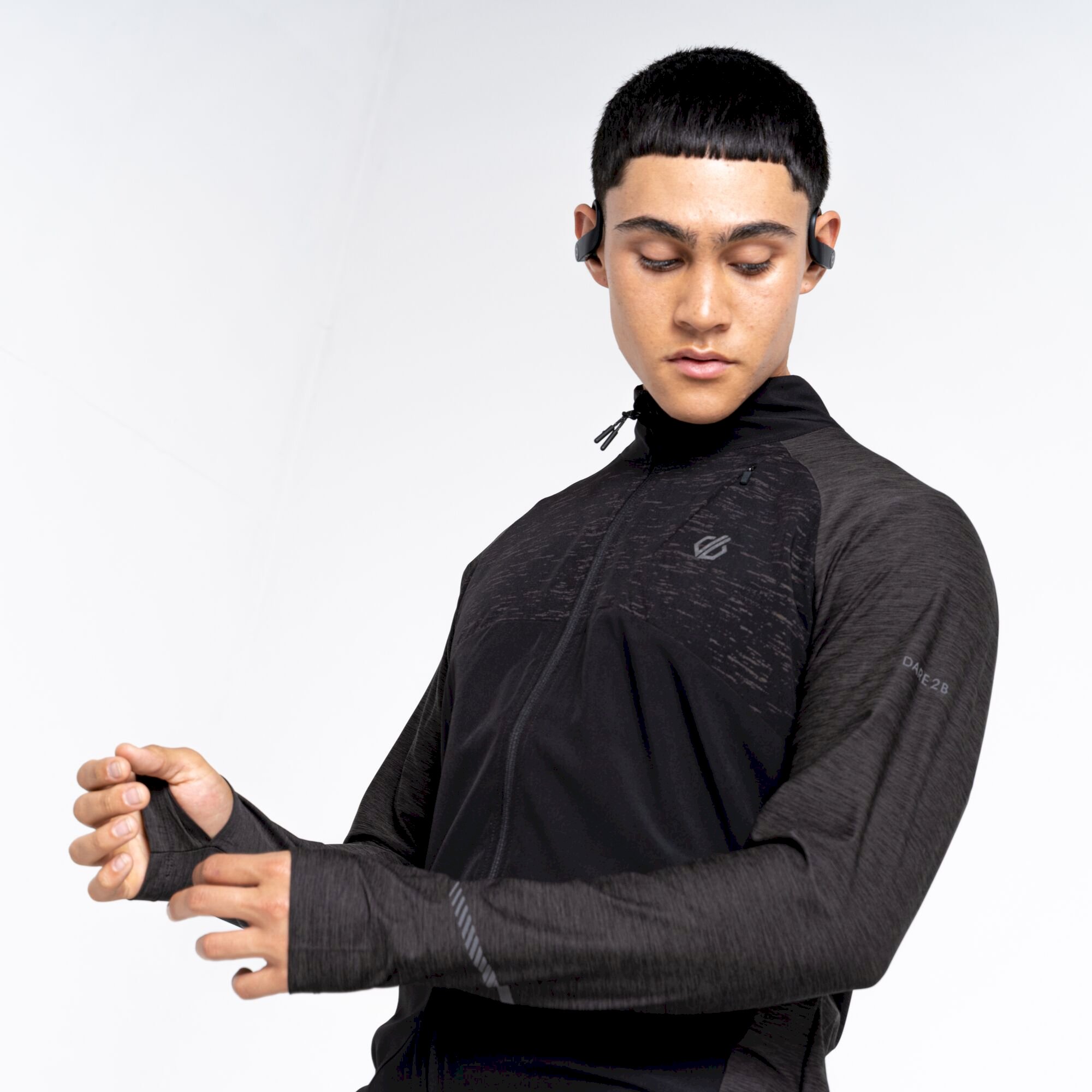 Dare 2b - Men's Hustle Reflective Windshell | Black