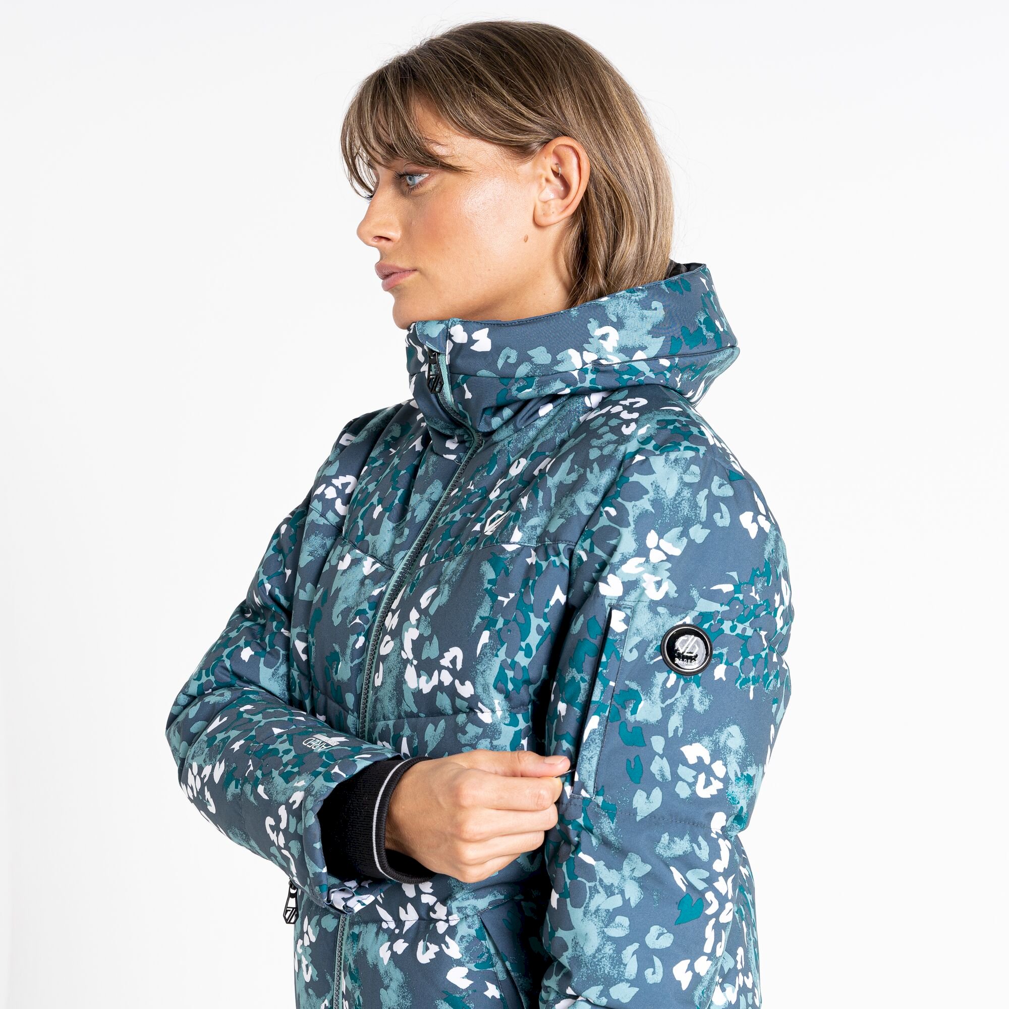 Dare 2b - Women's Verdict Waterproof Insulated Hooded Ski Jacket | Canton Green Animal Print