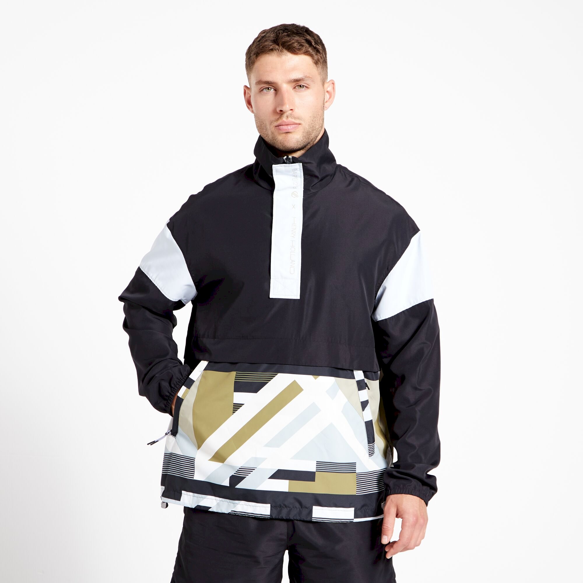 Dare 2b - Men's Hot Shot Windbreaker Jacket | Black Hero Print