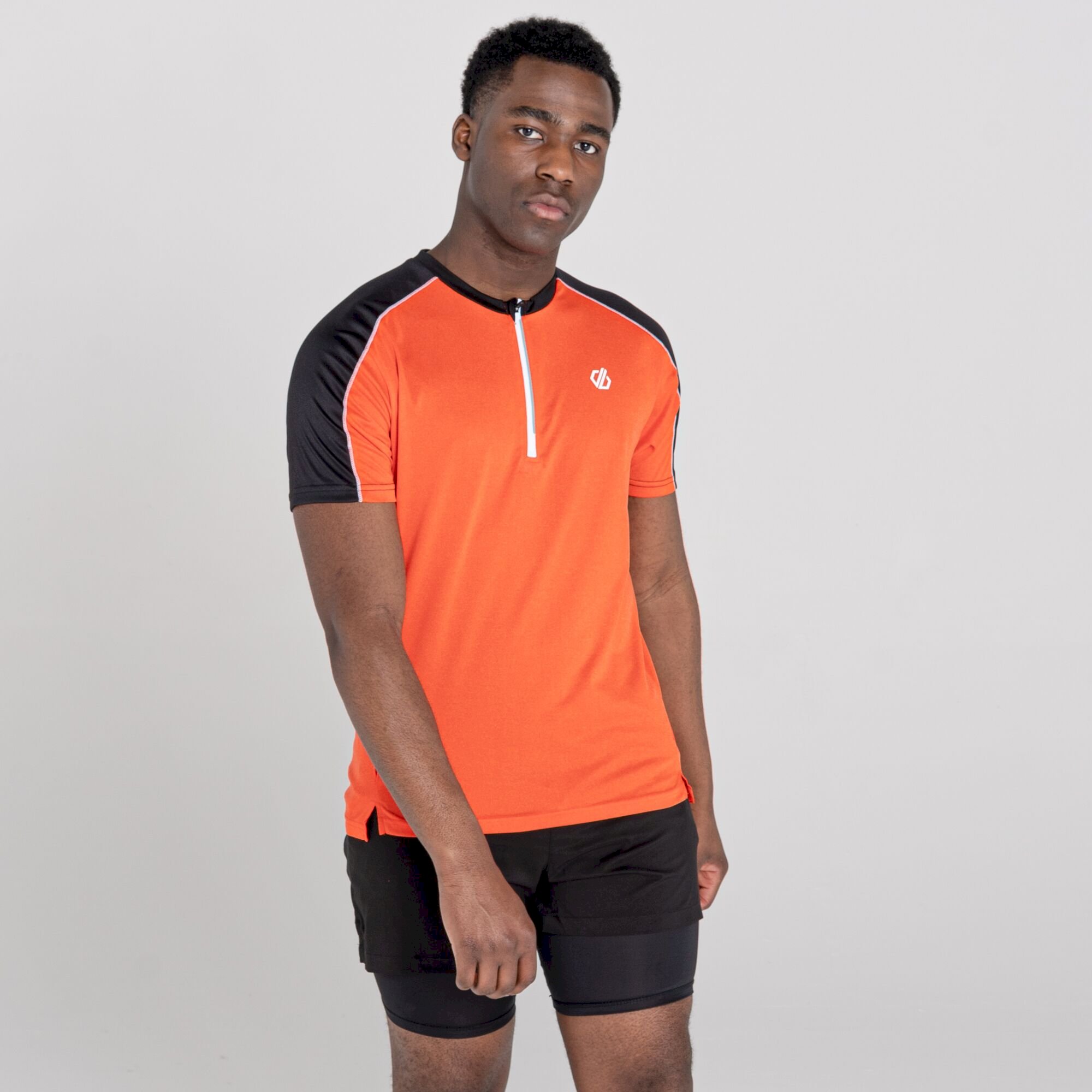 Dare 2b - Men's Aces II Half Zip lightweight Jersey | Trail Blaze Black