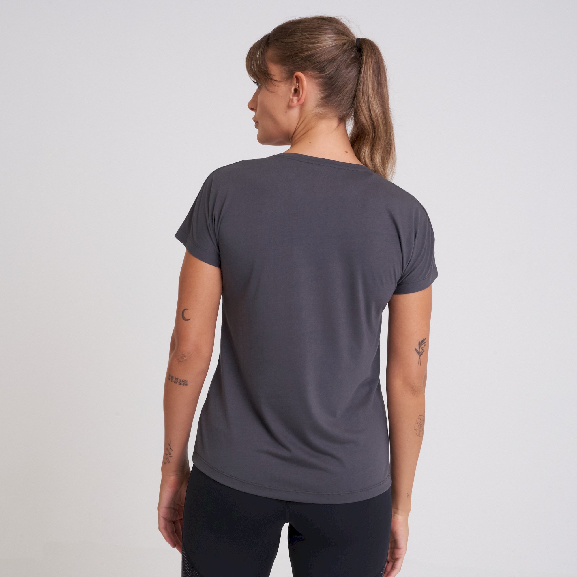 Dare 2b - Women's Crystallize Graphic Tee | Charcoal Grey