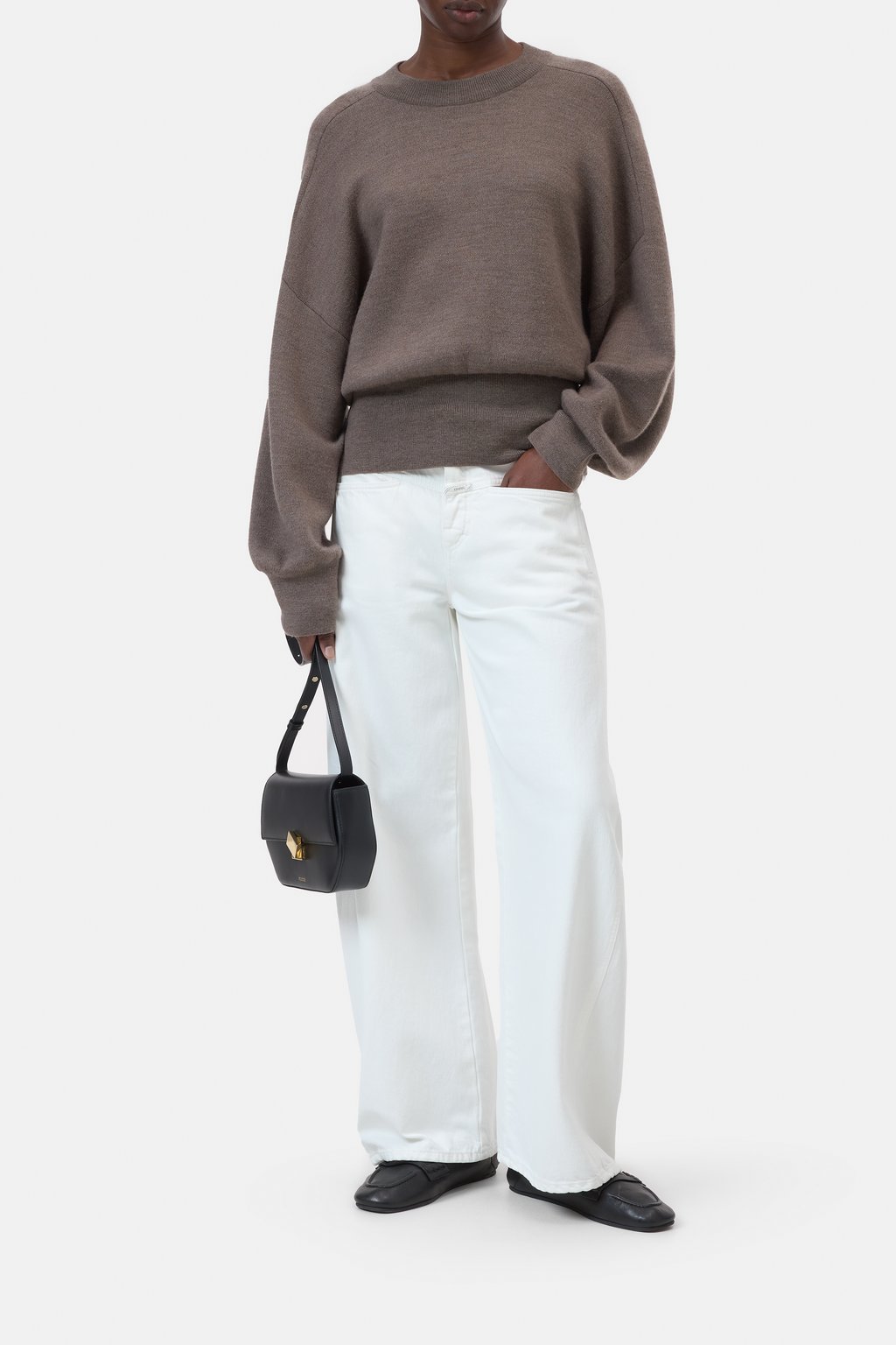 Oversized Wollpullover mit schmaler Taille