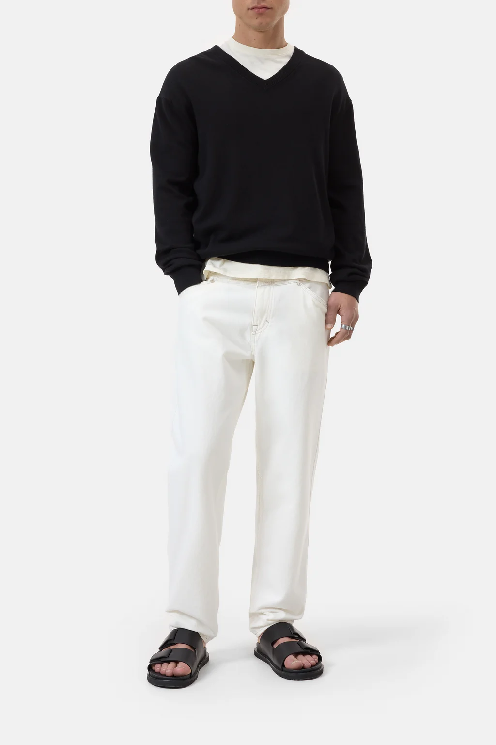 Feinstrickpullover mit V-Ausschnitt