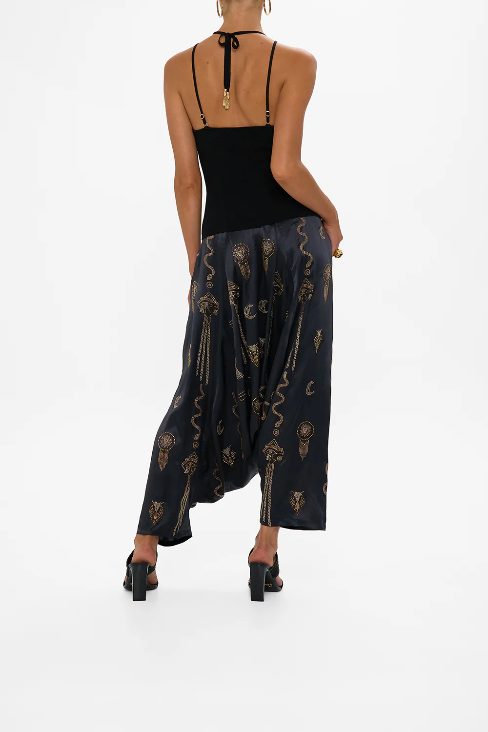 FITTED KNIT TOP WITH HARDWARE CALL ME CLEOPATRA