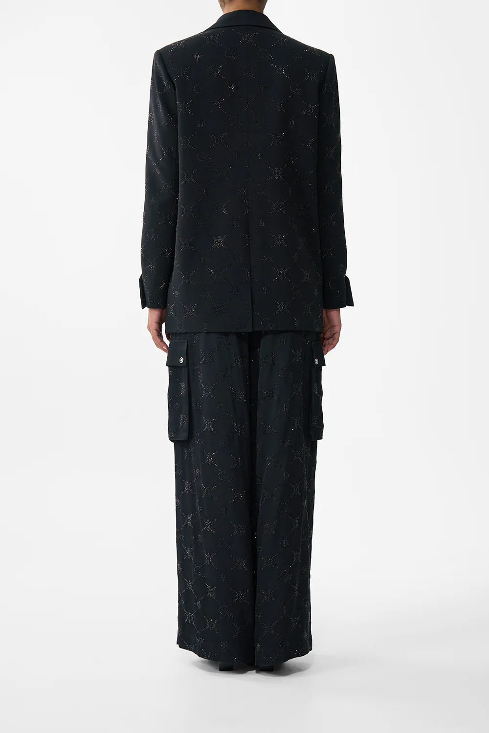 JACKET WITH SLEEVE CUT OUT DETAIL SOLID BLACK