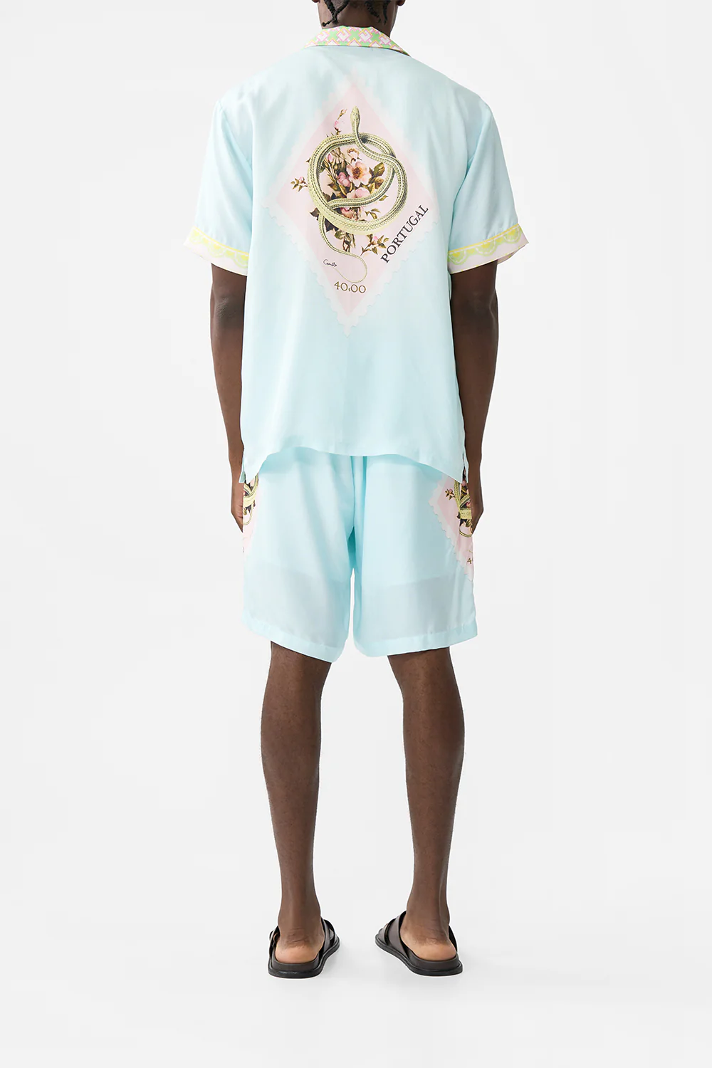 BAGGY MID LENGTH WALK SHORT WITH LOVE FROM LISBON