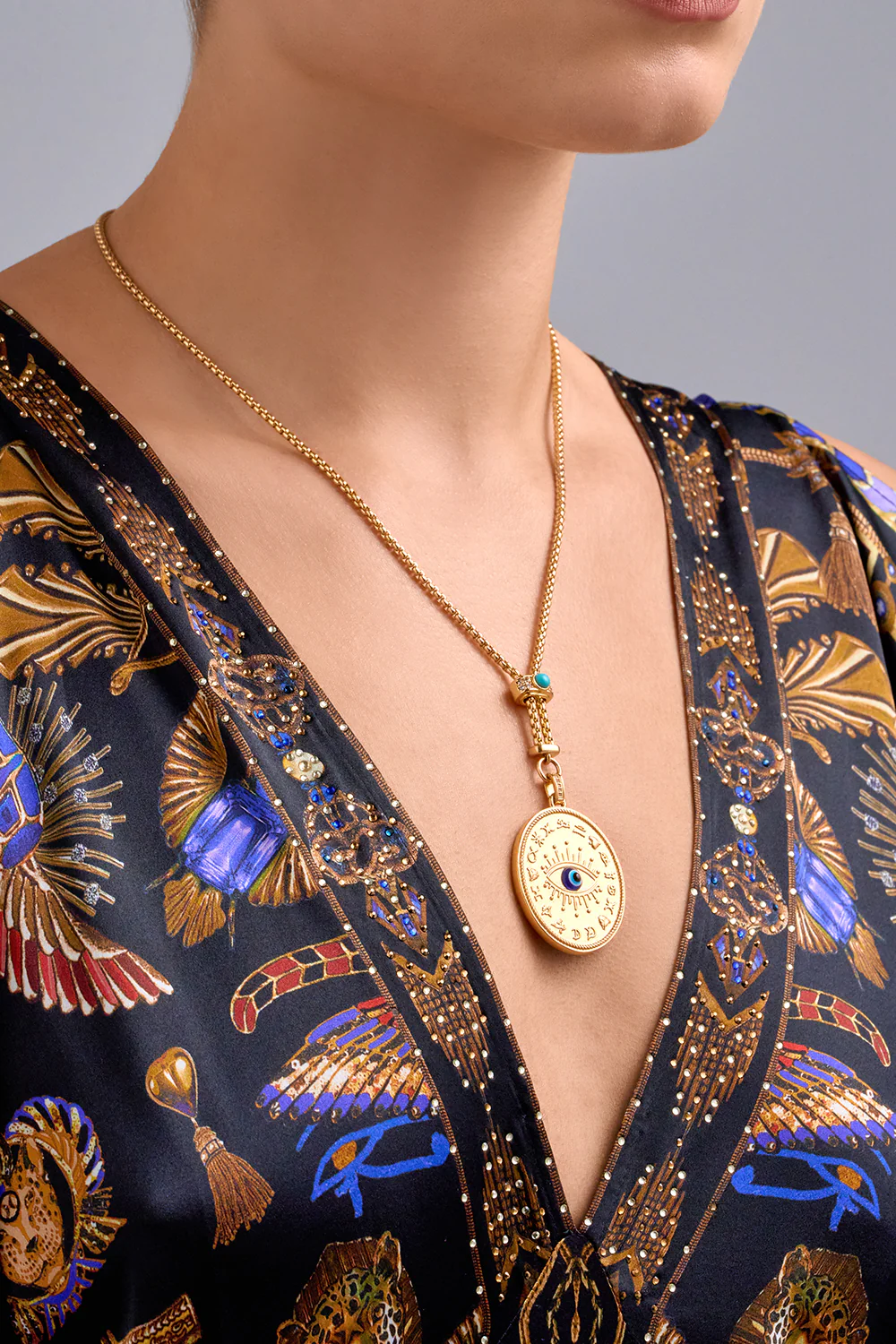 GLOBAL NOMAD PENDANT NECKLACE GOLD