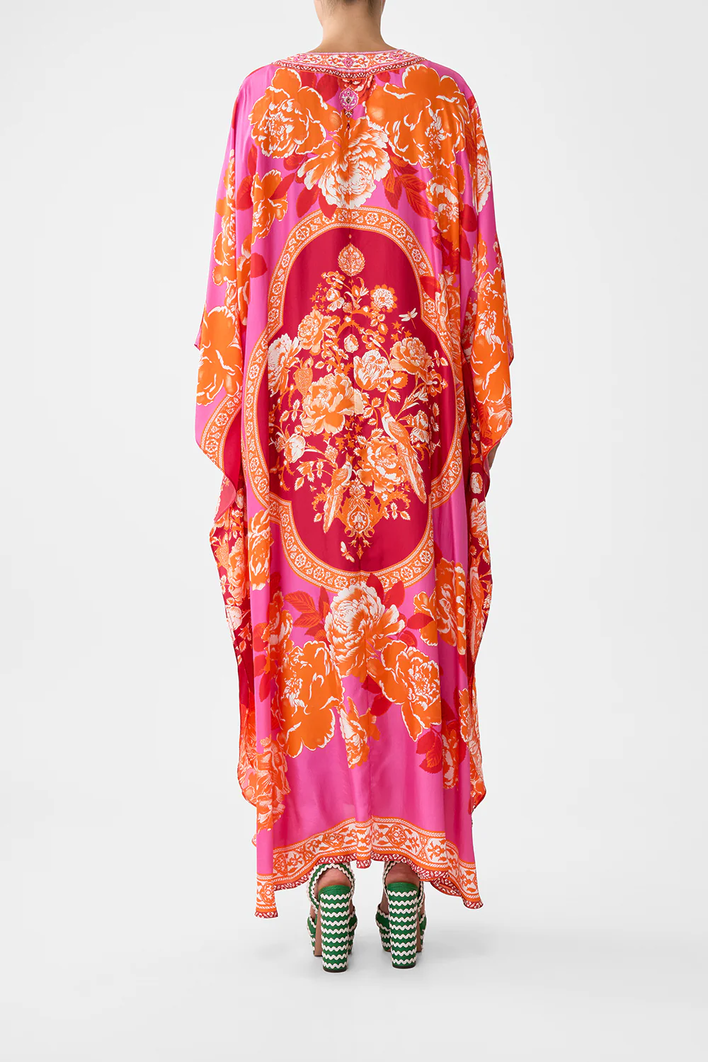 V NECK KAFTAN WITH FRONT WELT POCKETS TILES OF TÜRKIYE