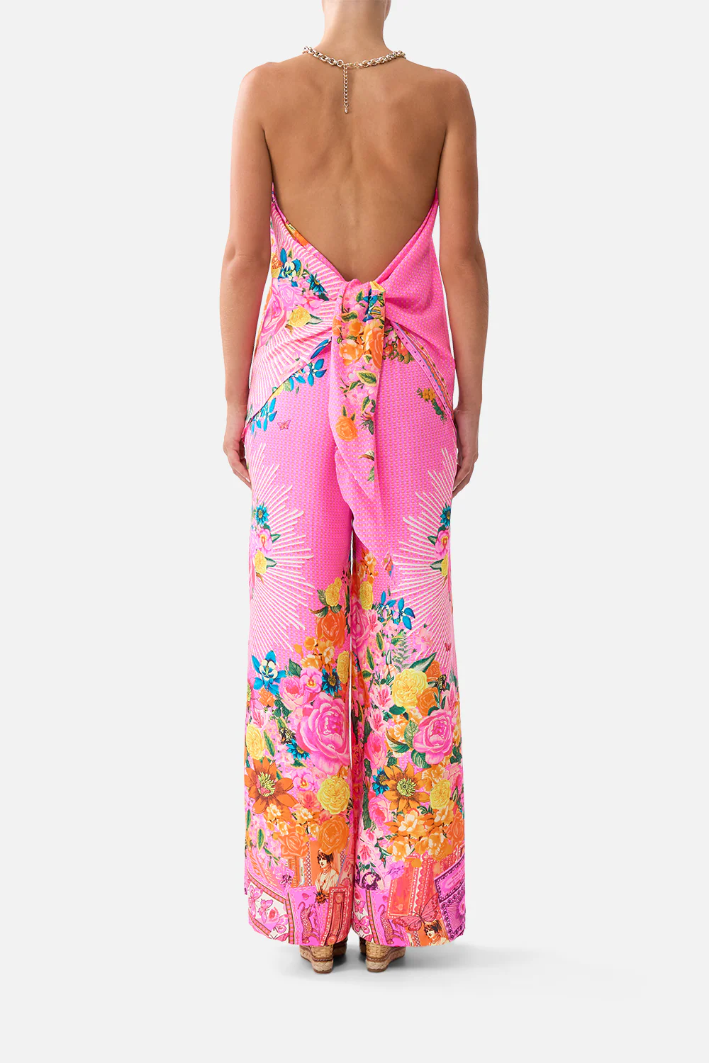 KNOTTED SCARF TOP ILLUSTRATION NATION