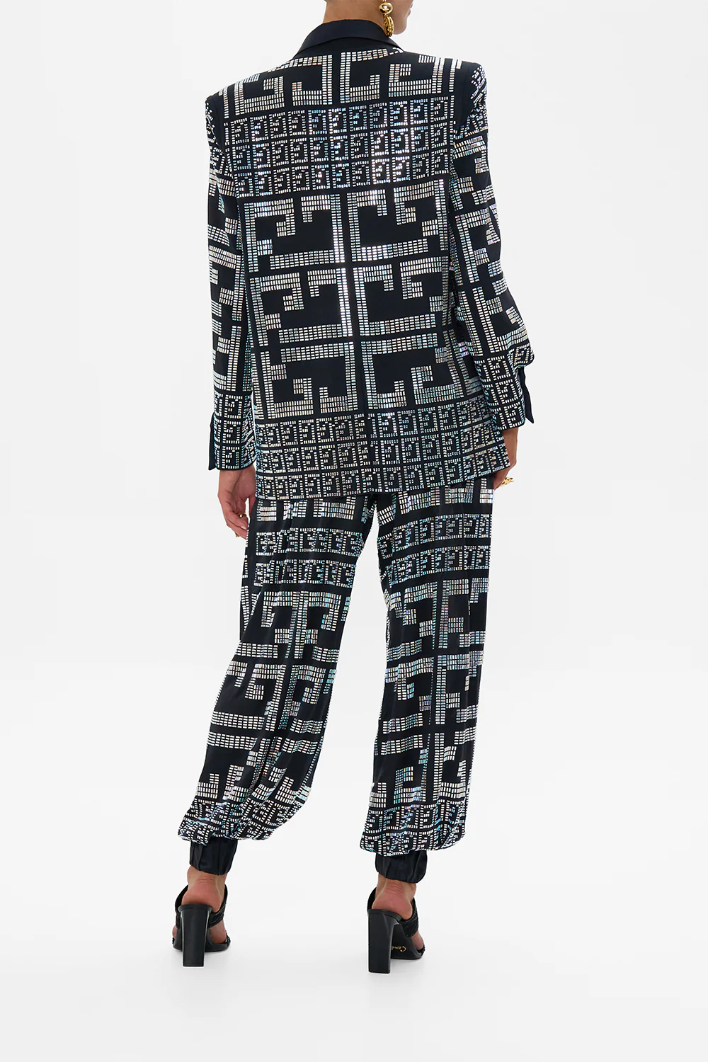 JACKET WITH SLEEVE CUT OUT DETAIL READ MY GLYPHS