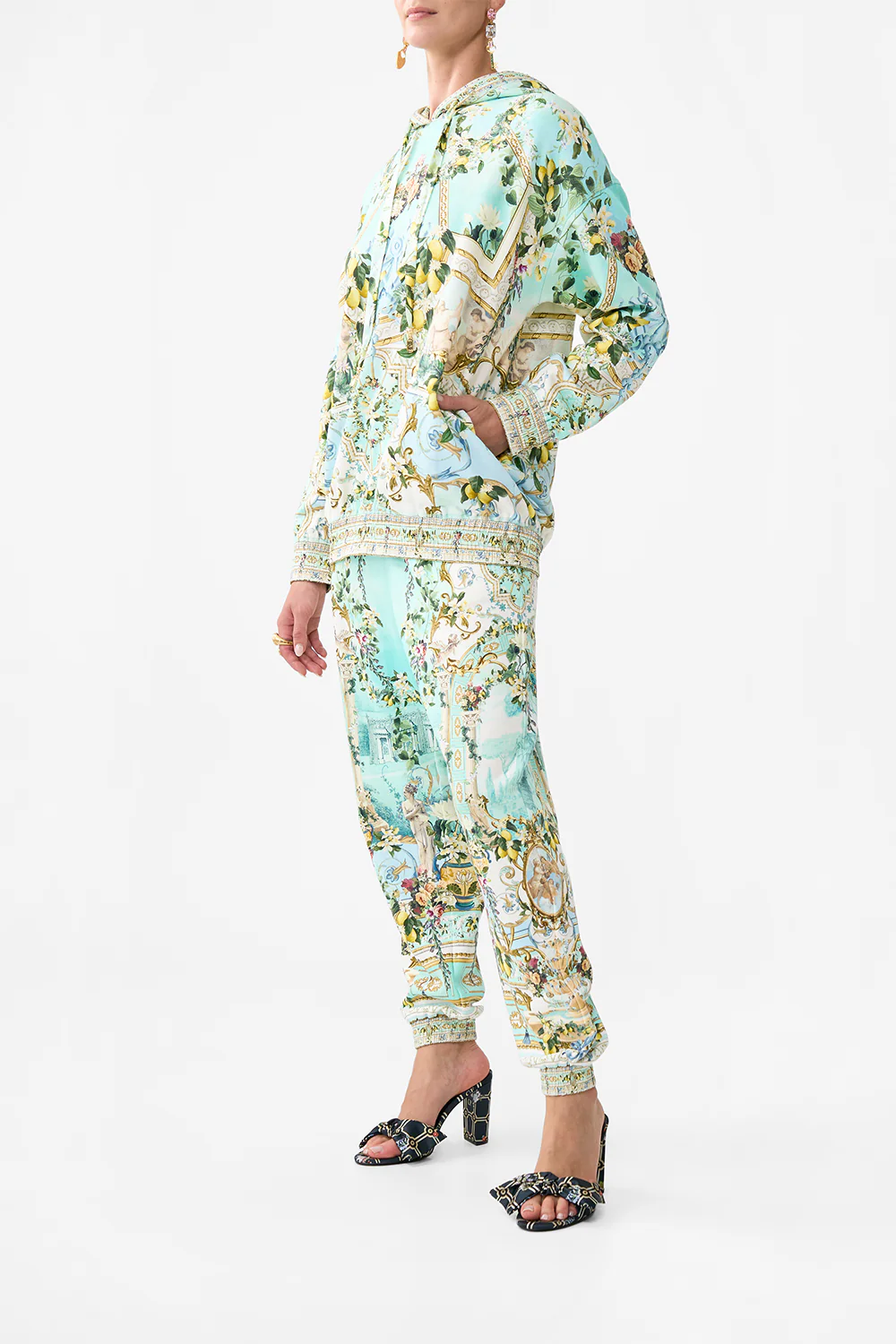 SILK BAND OVERSIZED HOODIE WITH POCKETS VENUS ON A VESPA