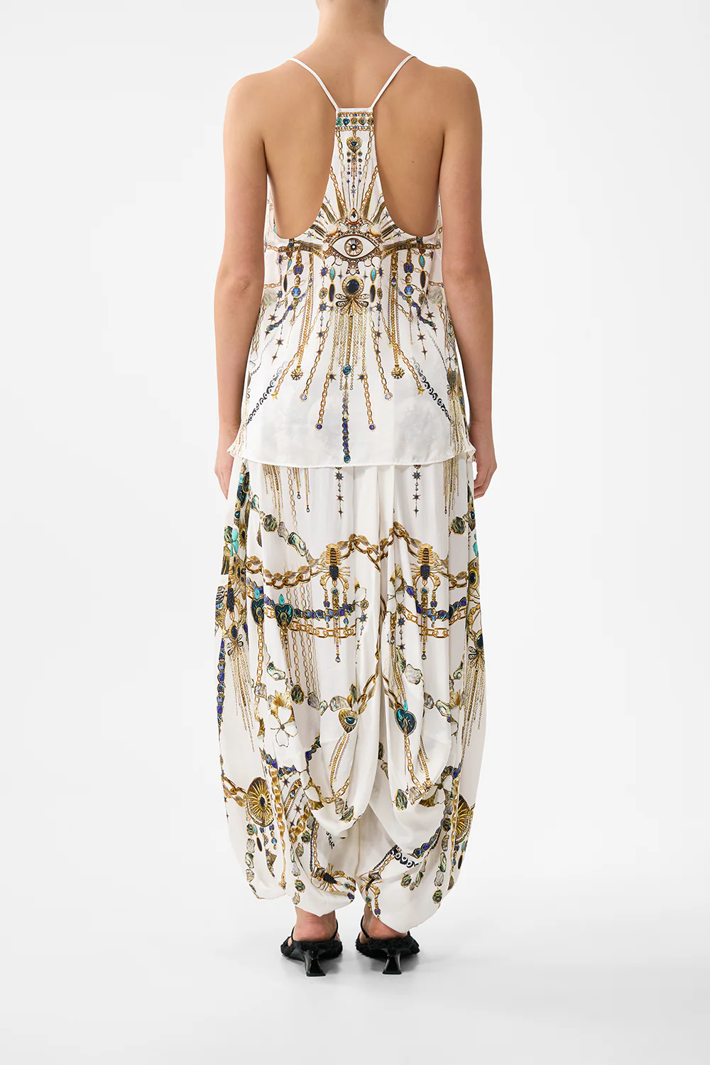 T-BACK SHOESTRING TOP CHAIN GANG