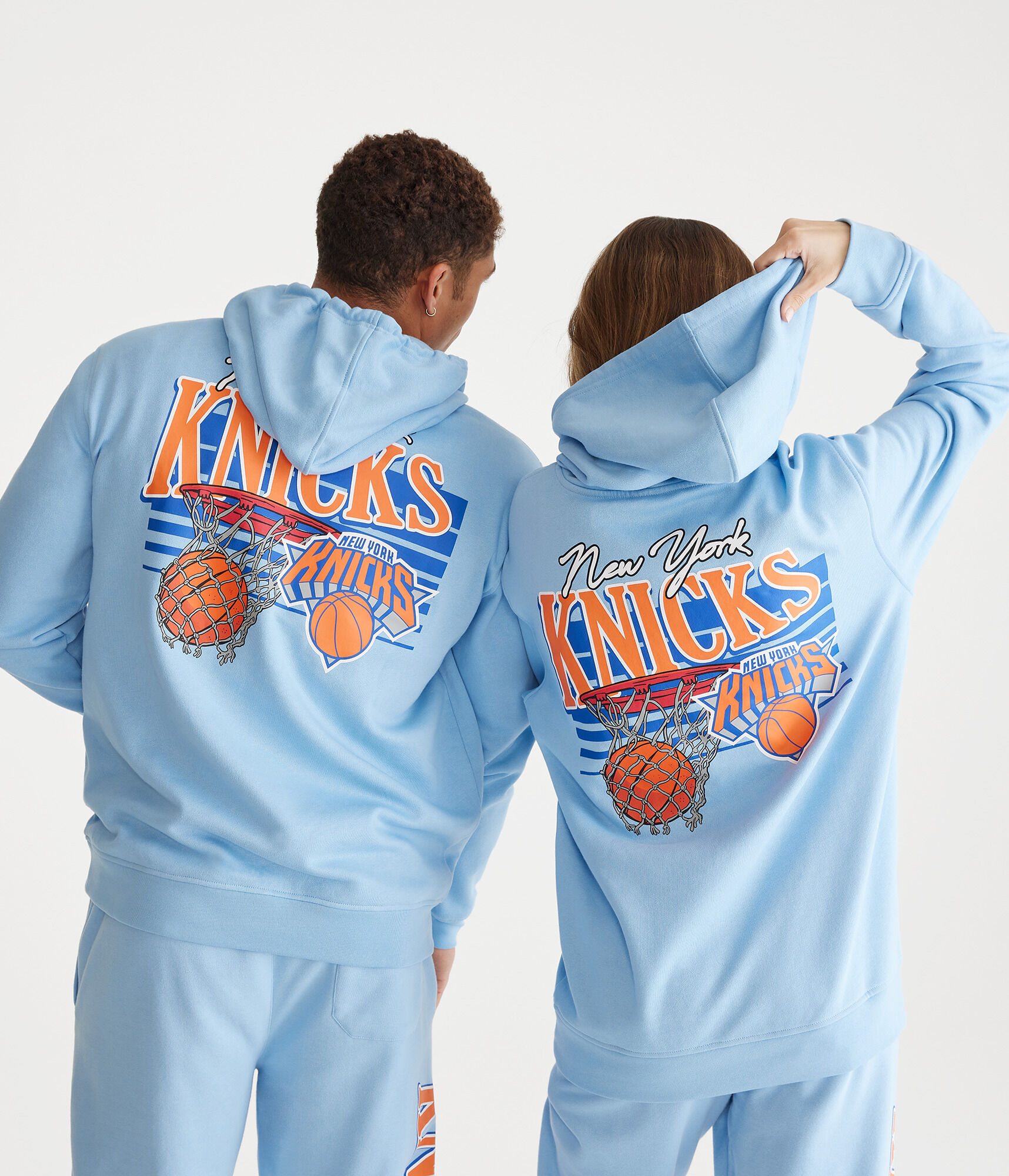 New York Knicks Pullover Hoodie