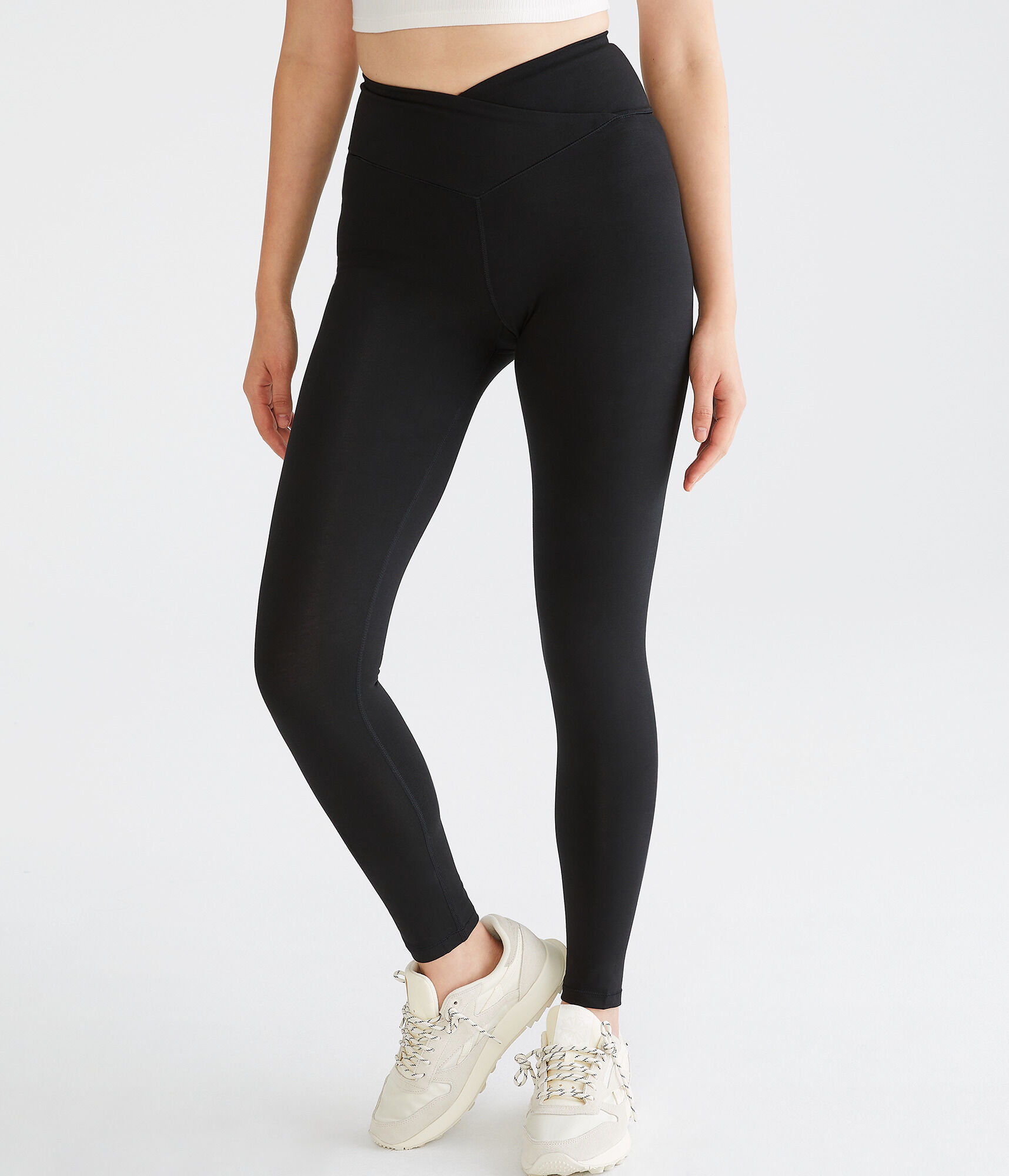 Crossover High-Rise Leggings