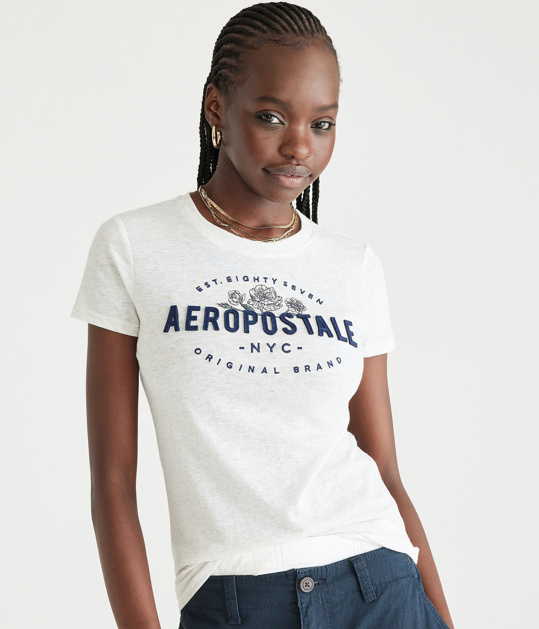 Aeropostale Oval Floral Appliqué Graphic Tee