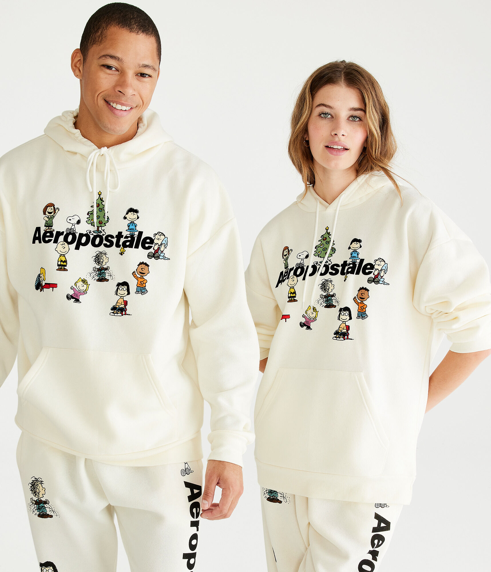 Peanuts® | Aéropostale Snoopy & Friends Pullover Hoodie