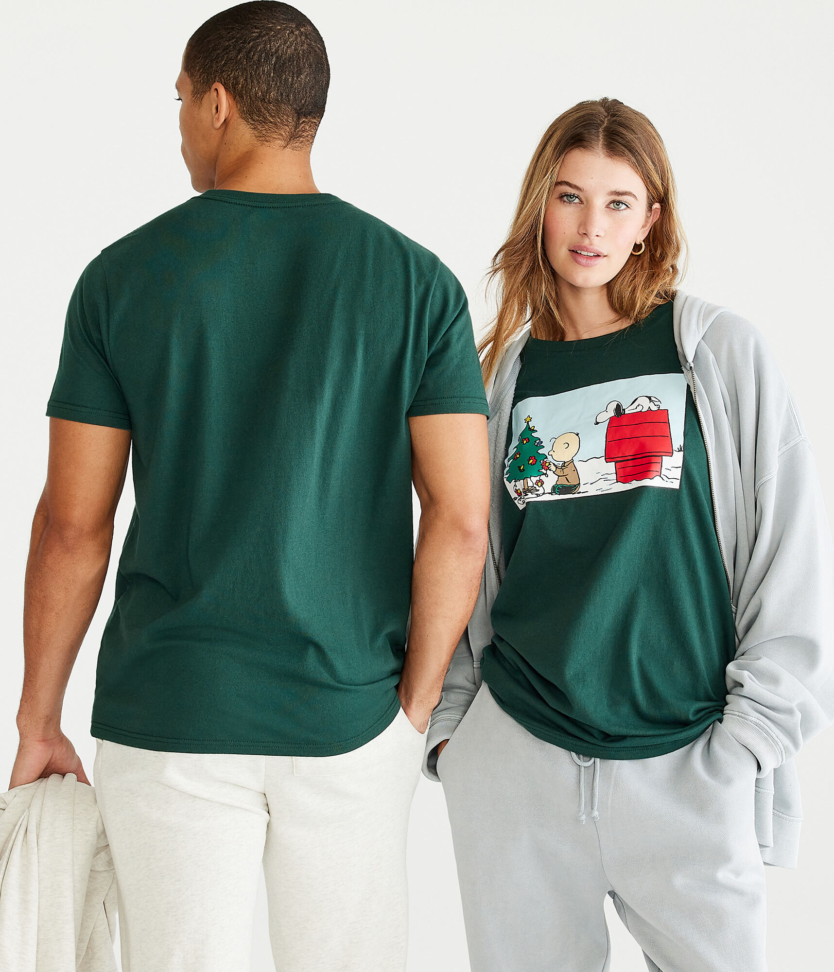 Peanuts® | Aéropostale Snoopy Doghouse Graphic Tee