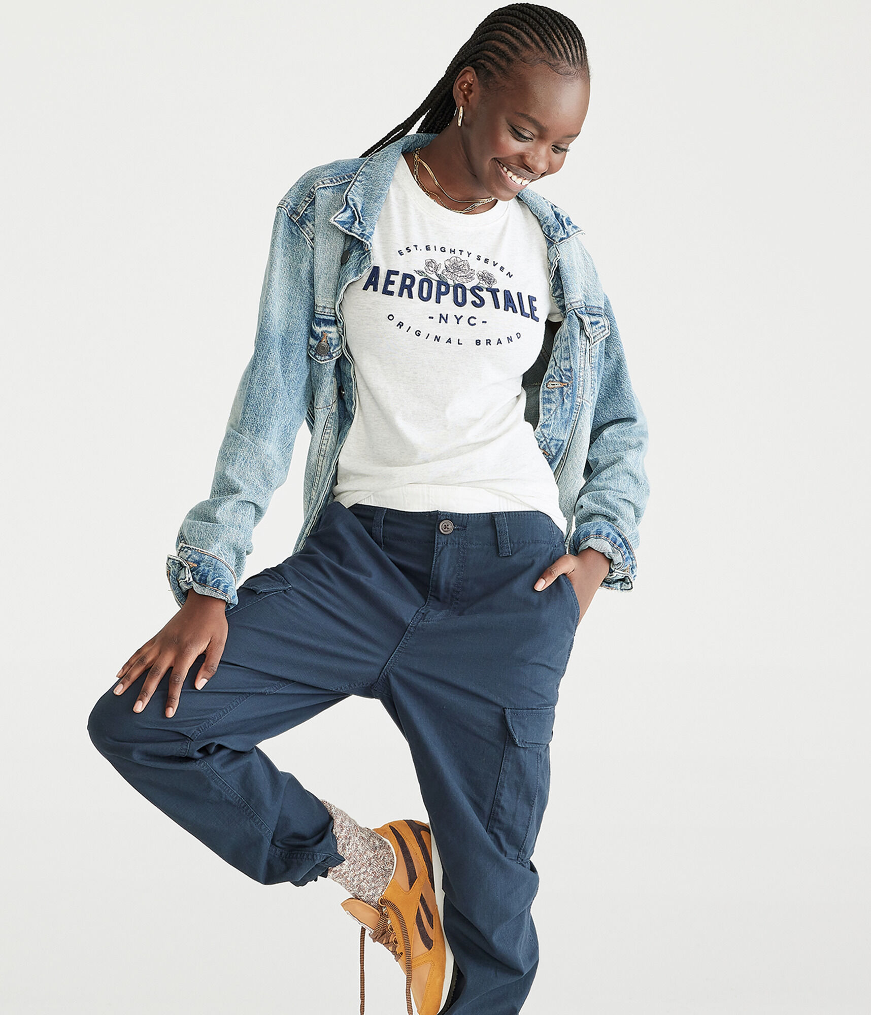 Aeropostale Oval Floral Appliqué Graphic Tee