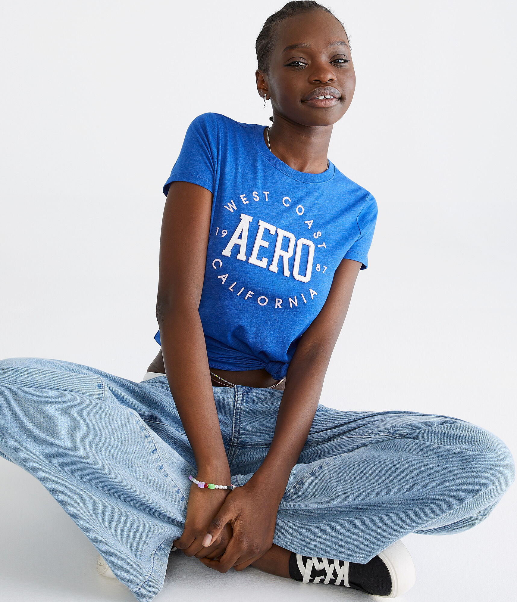 Aero West Coast Circle Appliqué Graphic Tee
