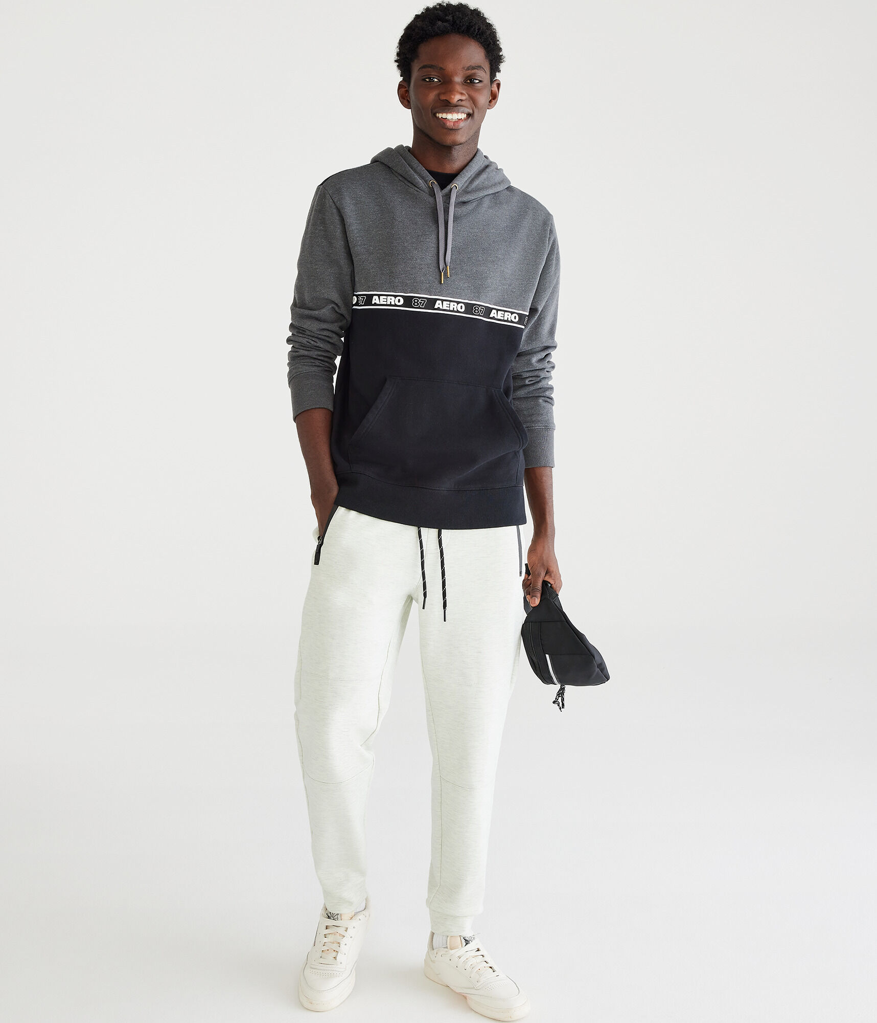 Aero MVMNT Tech Fleece Joggers