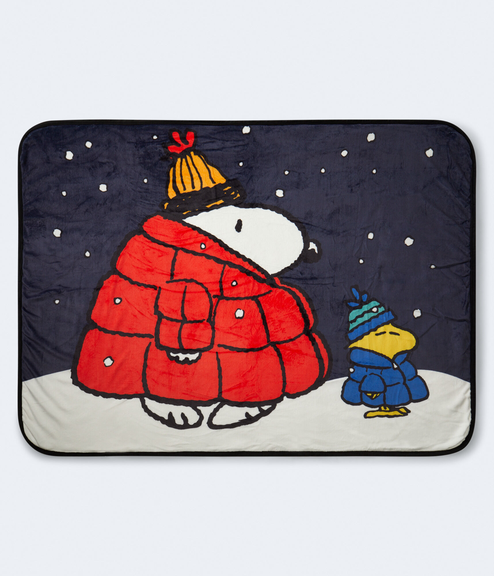 Peanuts® | Aéropostale Snoopy Puffer Jacket Blanket