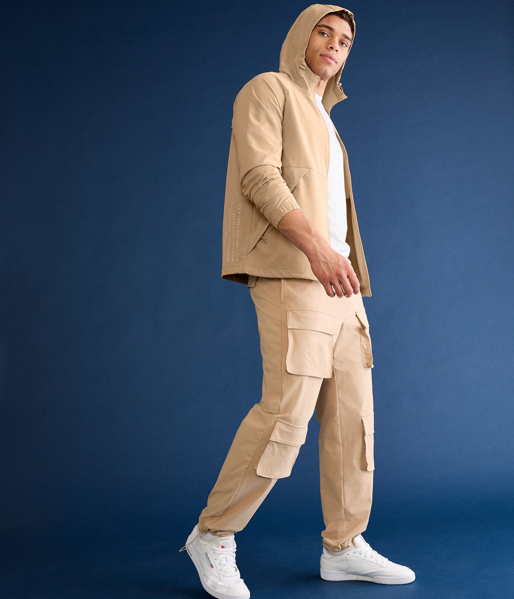 Aero MVMNT Cargo Pants
