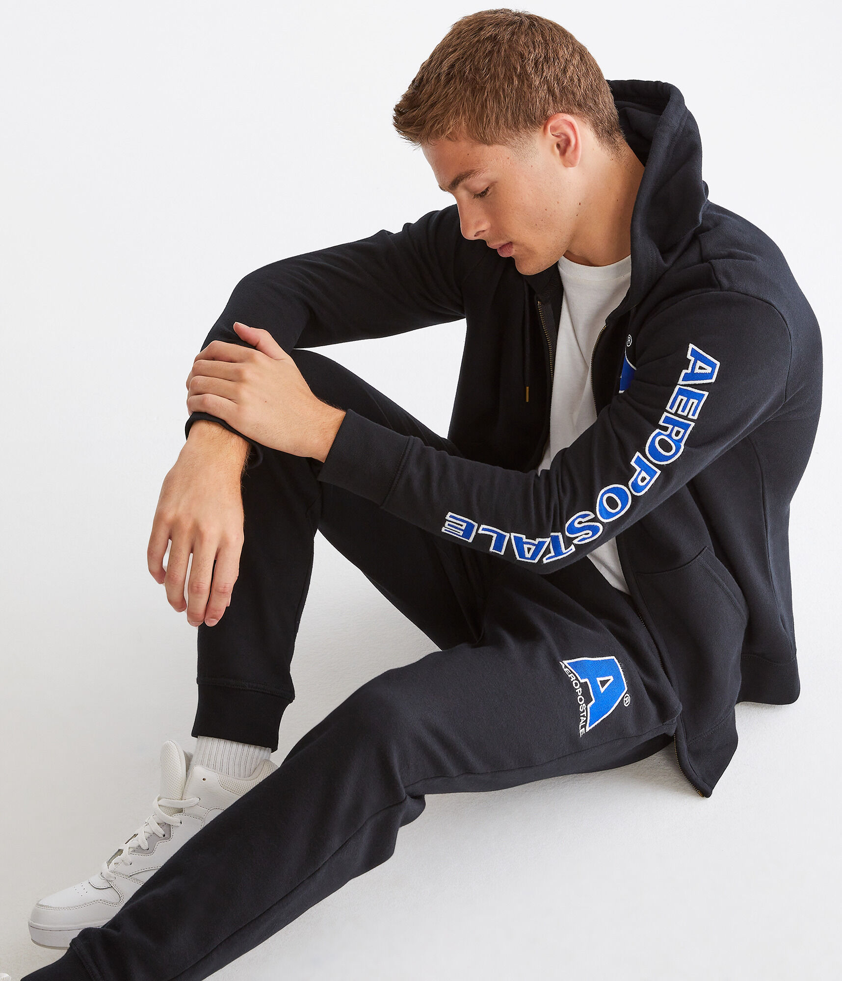 Aeropostale Letter Heritage Jogger Sweatpants