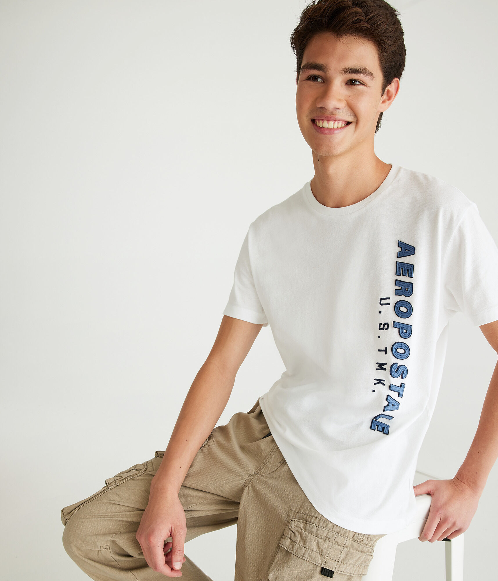 Vertical Aeropostale Appliqué Graphic Tee