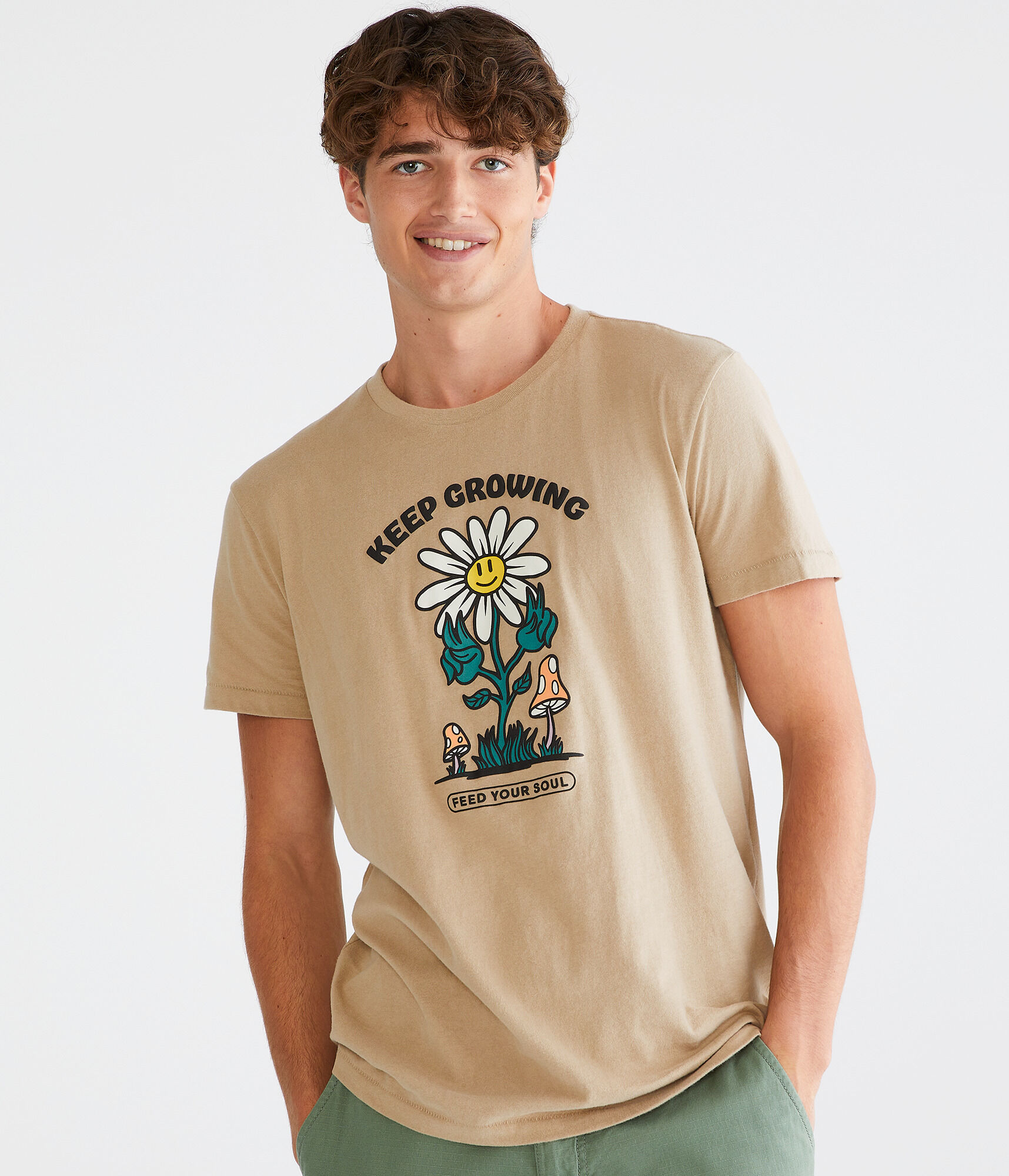Keep Growing Daisy Graphic Tee
