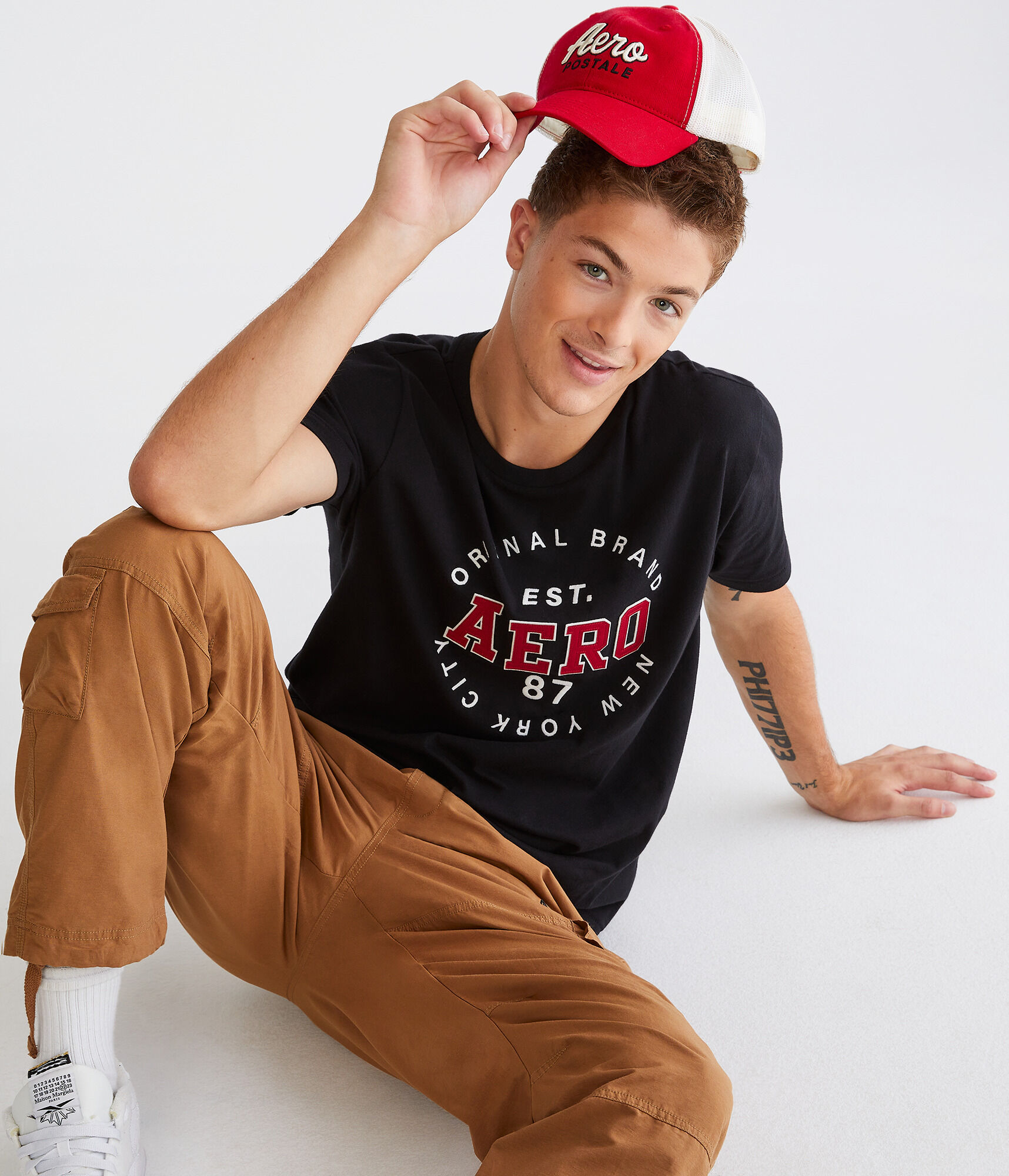 Aero Circle Logo Appliqué Graphic Tee