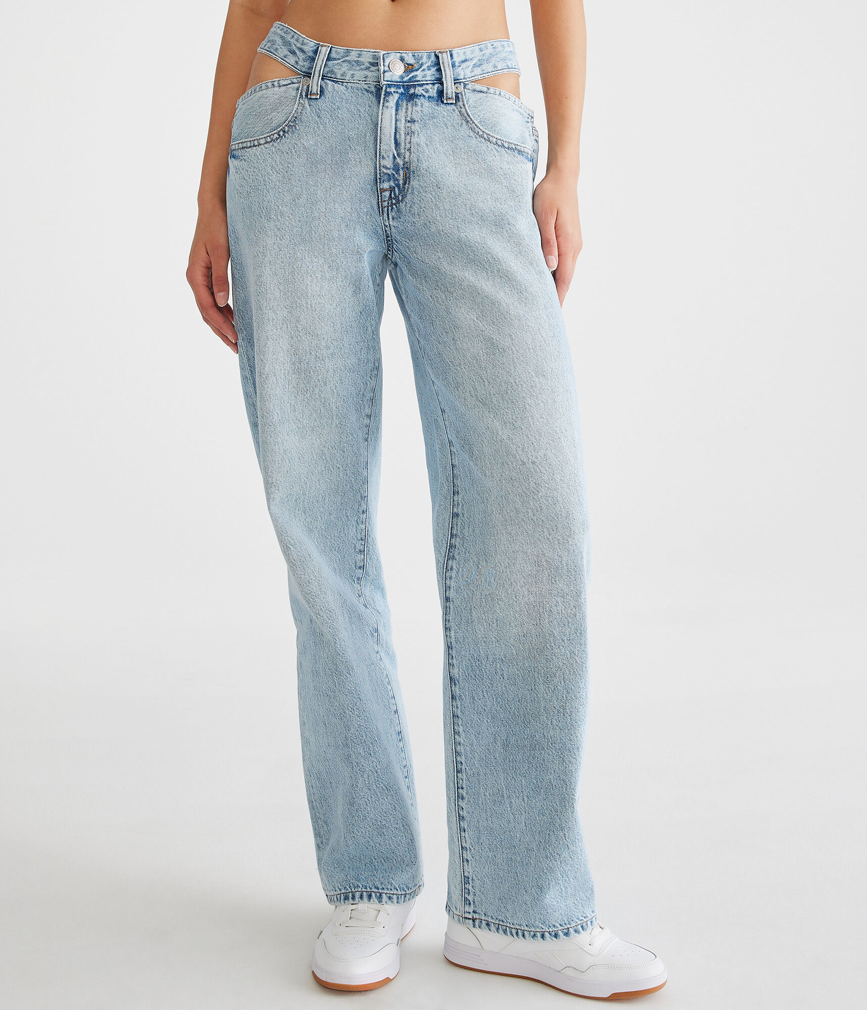 Low-Rise Skater Jean