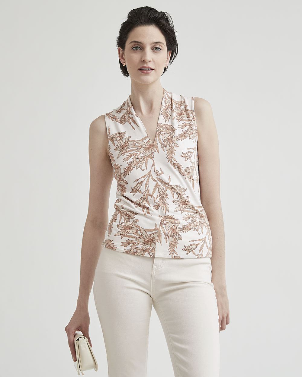 Coloured Fitted Sleeveless V-Neck T-Shirt