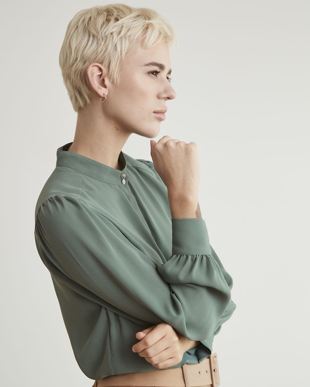 Long-Sleeve Buttoned-Down Silky Crepe Blouse