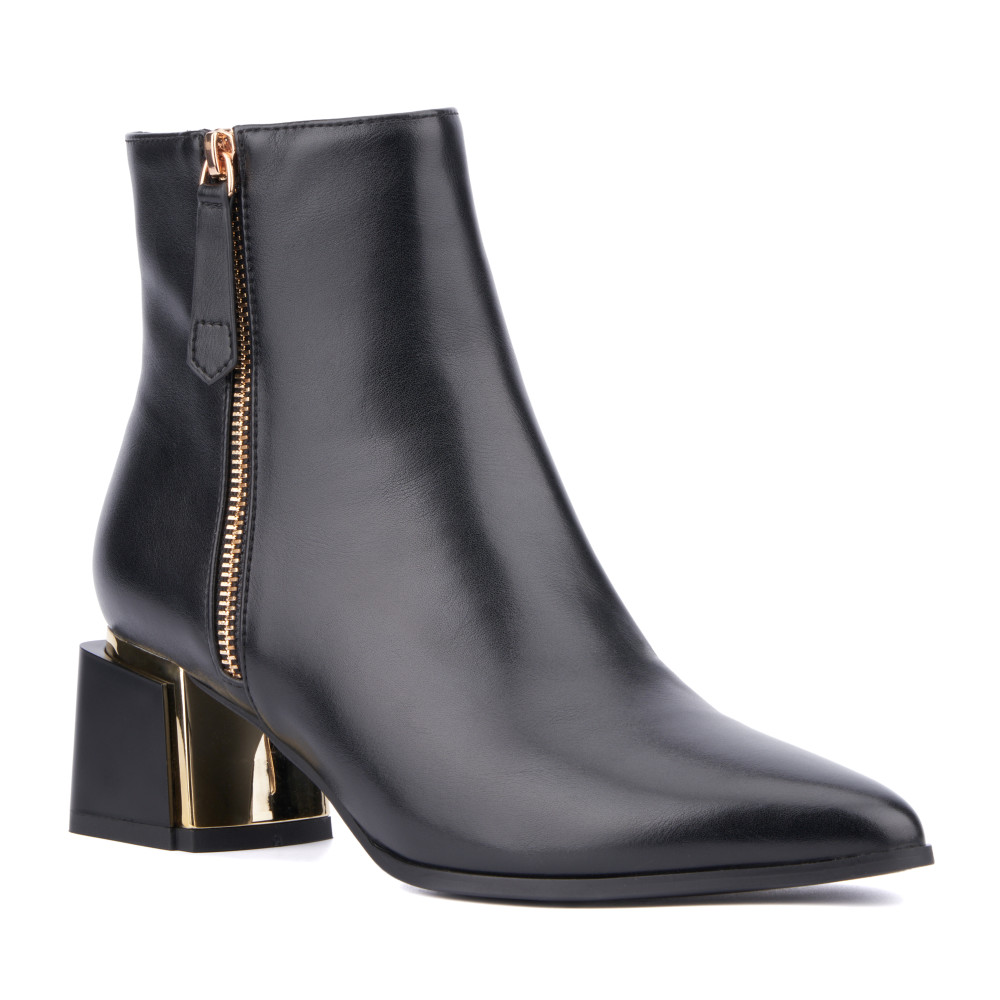 Torgeis Women's Wayla Booties