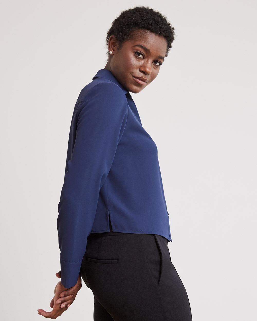 Long-Sleeve Buttoned-Down Crepe Blouse