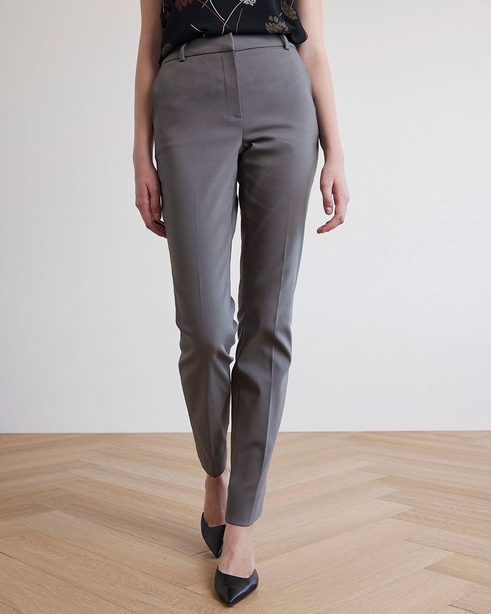 Mid-Rise Long Slim-Leg Solid Signature Pant - 31.5"