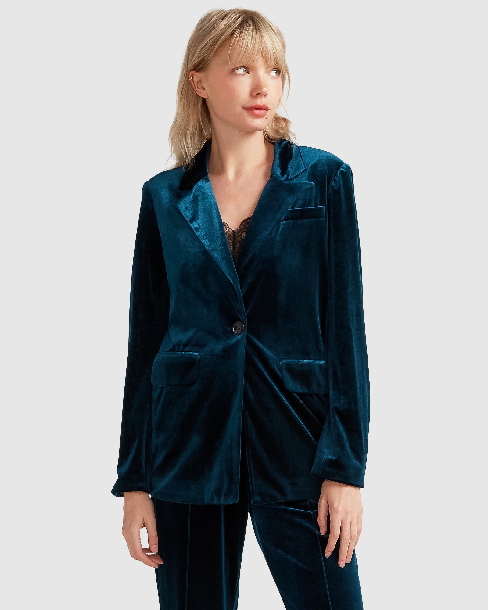 Belle & Bloom Eternity Velvet Blazer