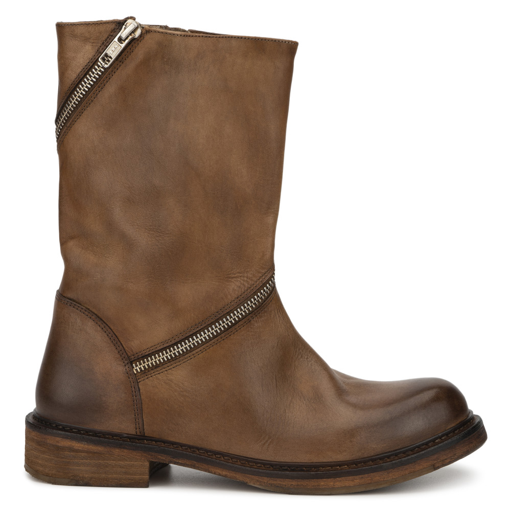Vintage Foundry Co. Women's Regine Boot