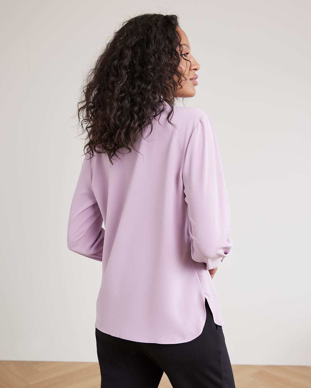 Long-Sleeve Buttoned-Down Twill Blouse