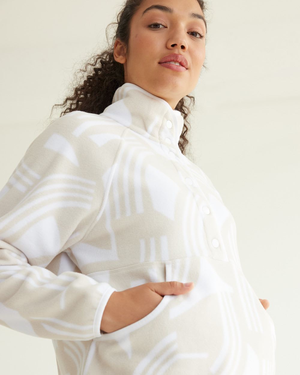 Long-Sleeve Polar Fleece Pullover with Snaps, Hyba