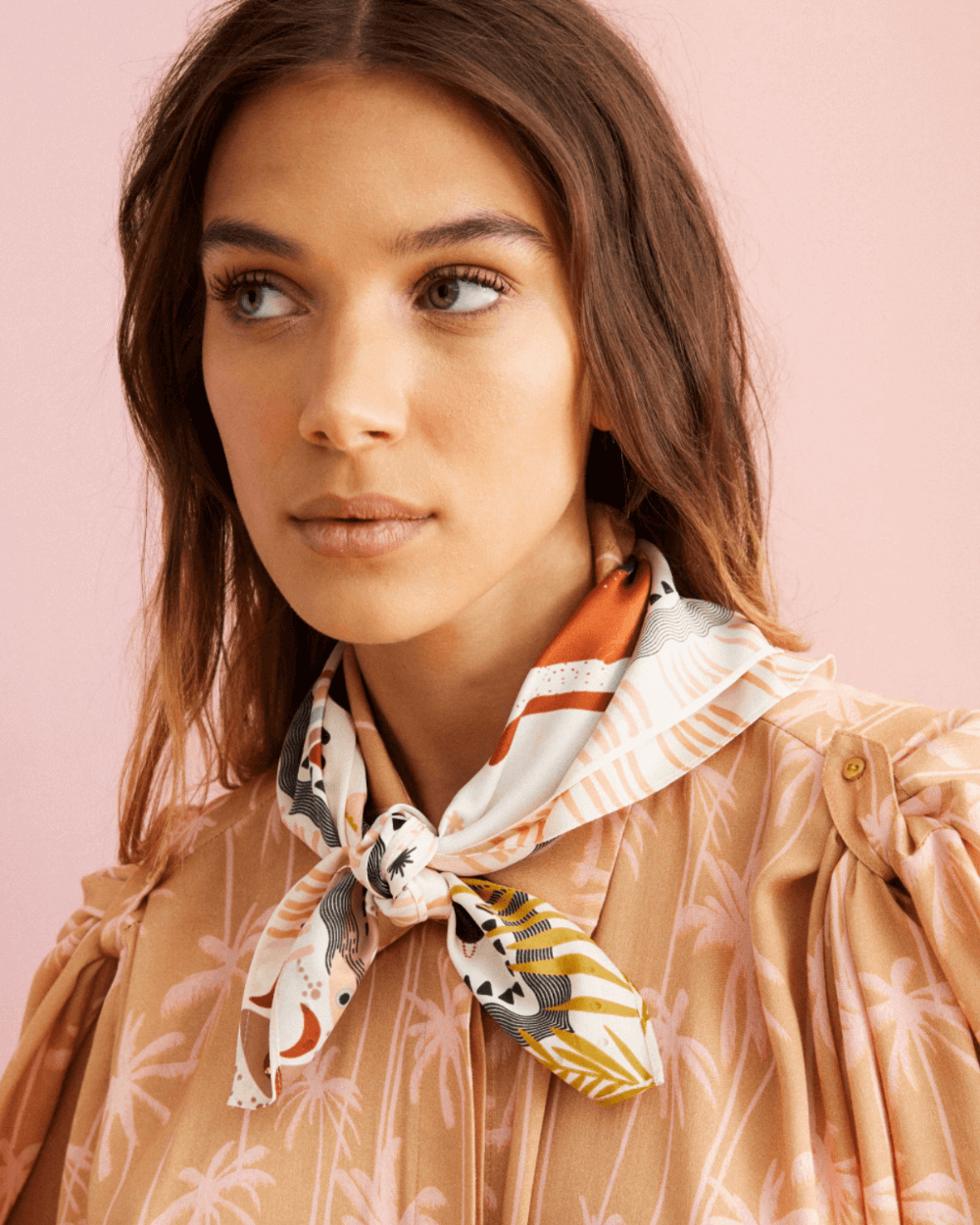 MOONCHILD Mini Beige Scarf