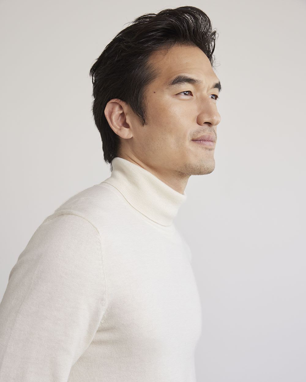 Basic Long-Sleeve Turtleneck Sweater