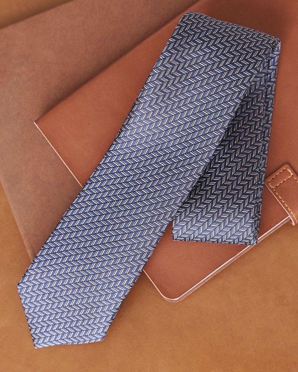 Skinny Tie with Micro Geo Pattern