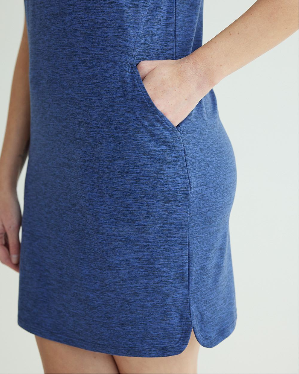 Short-Sleeve T-Shirt Dress - Dry Lux Hyba