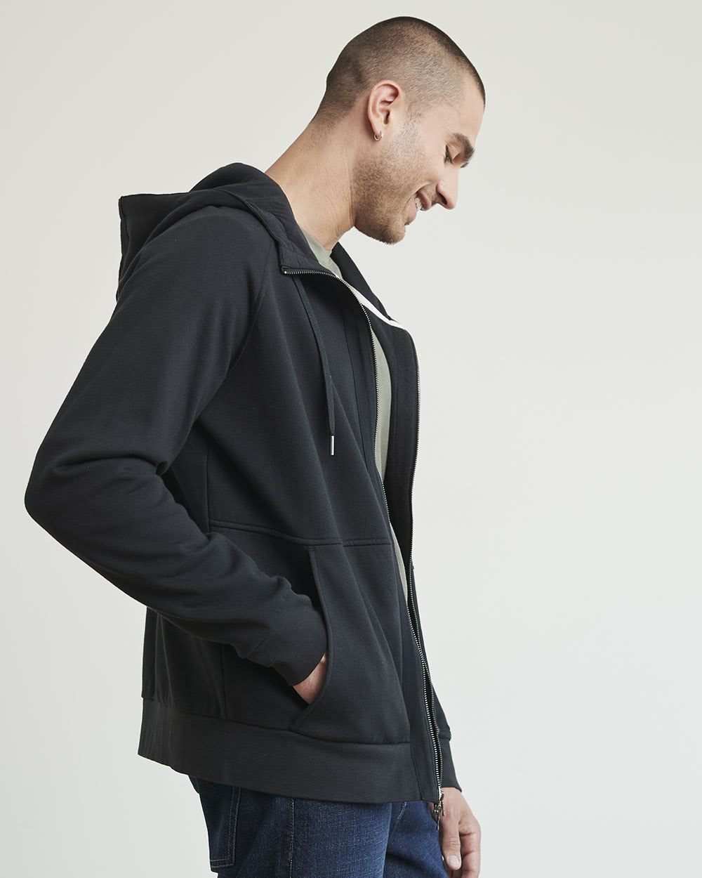 Long-Sleeve Zipped Hoodie