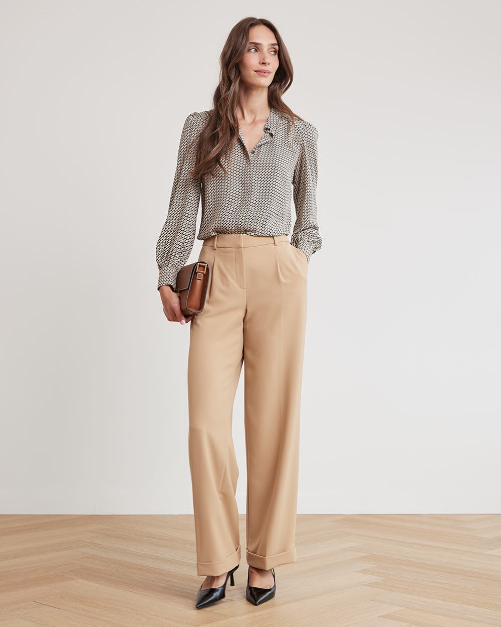 Long-Sleeve Buttoned-Down Silky Crepe Blouse