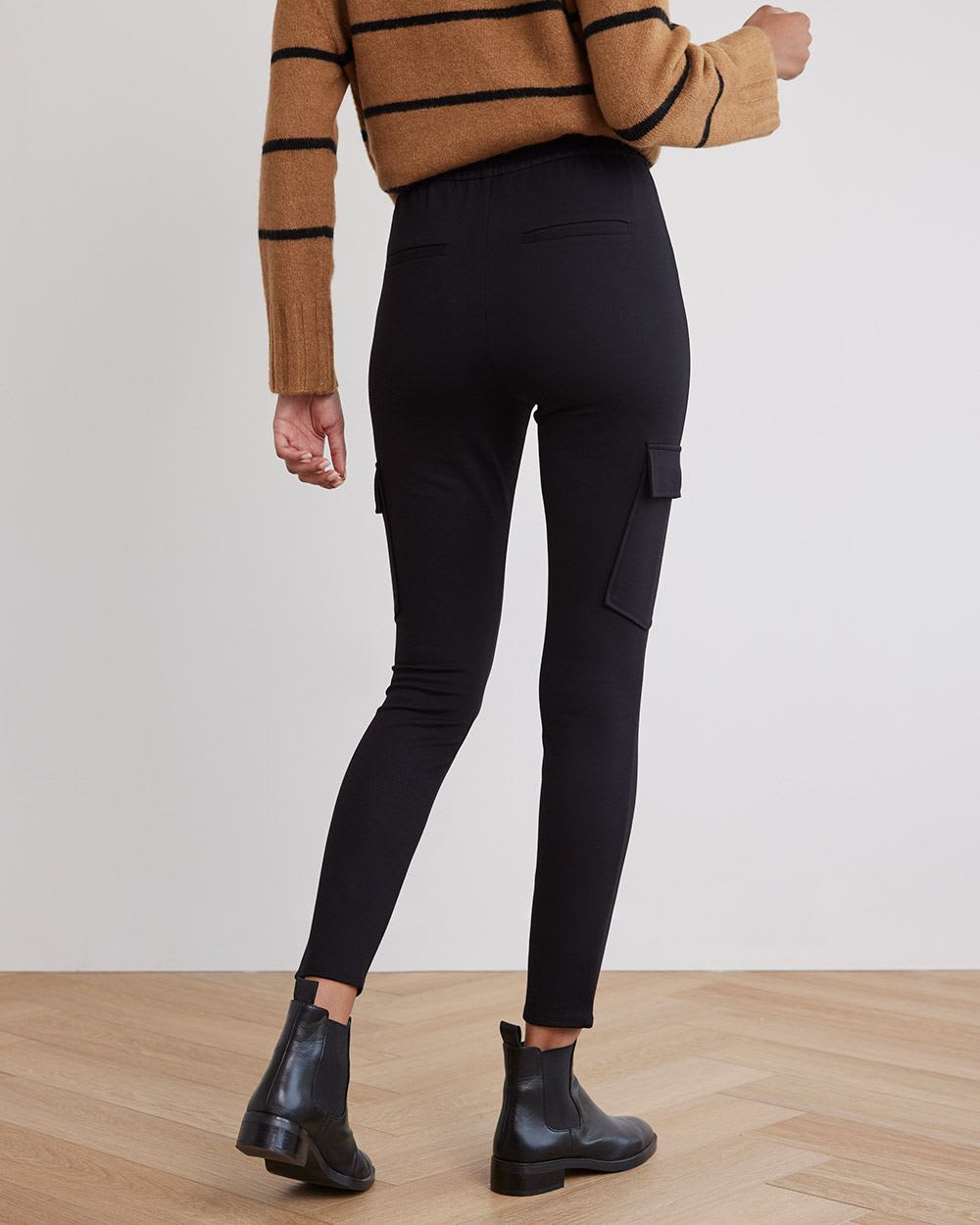 Legging Pant with Cargo Pockets
