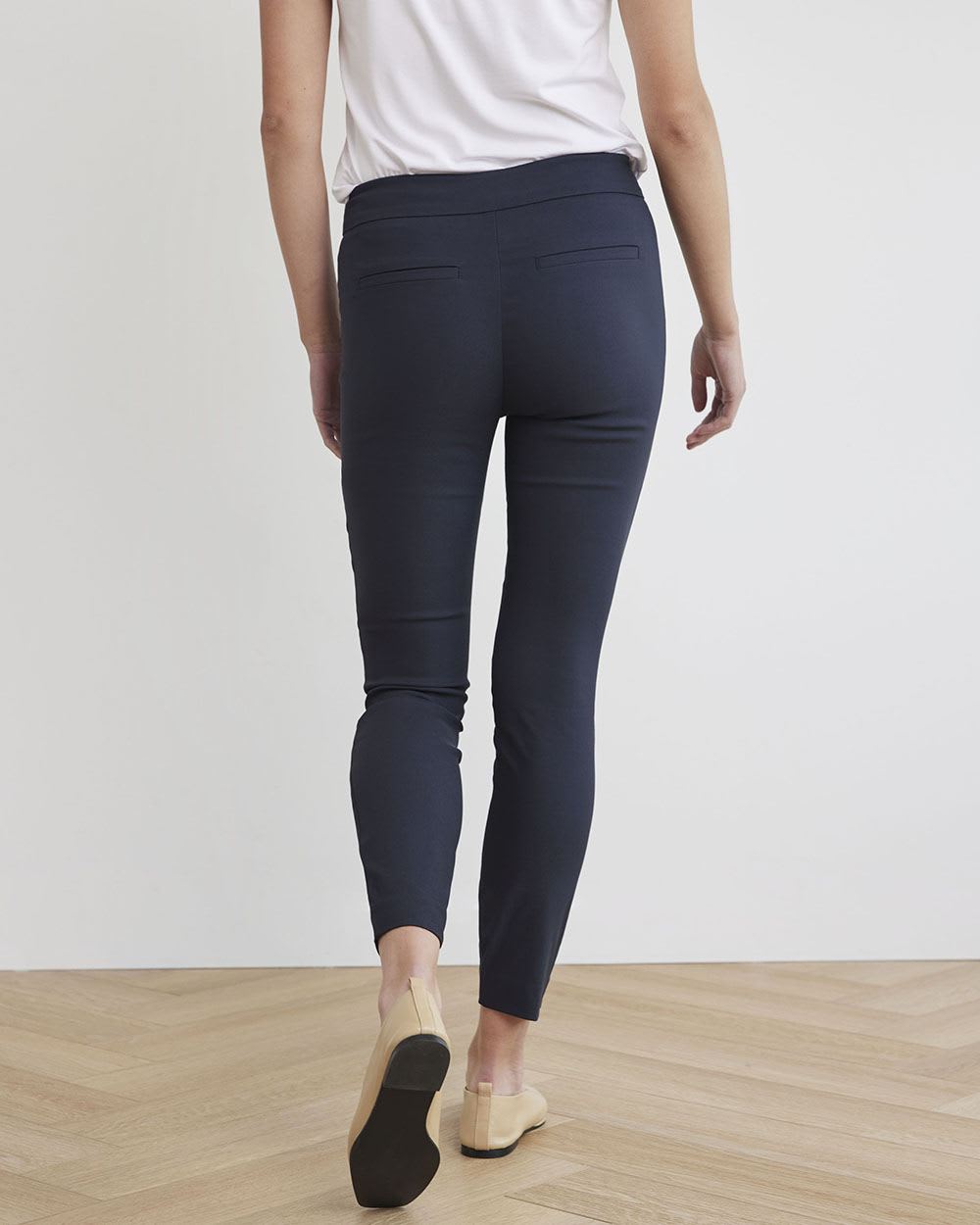 Solid High-Rise City Legging Pant